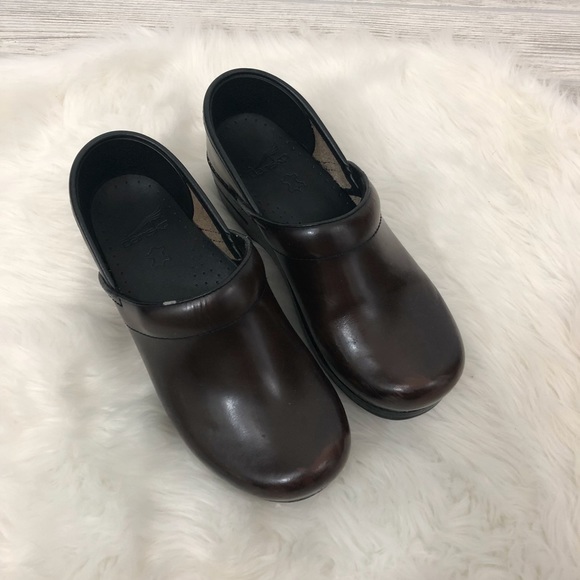 Dansko Shoes - Dansko Brown Clogs
